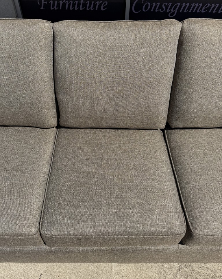 New Hickory-Fry Light Brown Upholstered Sofa New Hickory-Fry Light Brown Upholstered Sofa