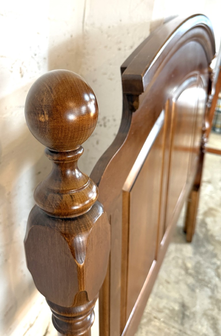 Cherry Paneled Queen/Full Size Headboard with Turned Posts Cherry Paneled Queen/Full Size Headboard with Turned Posts