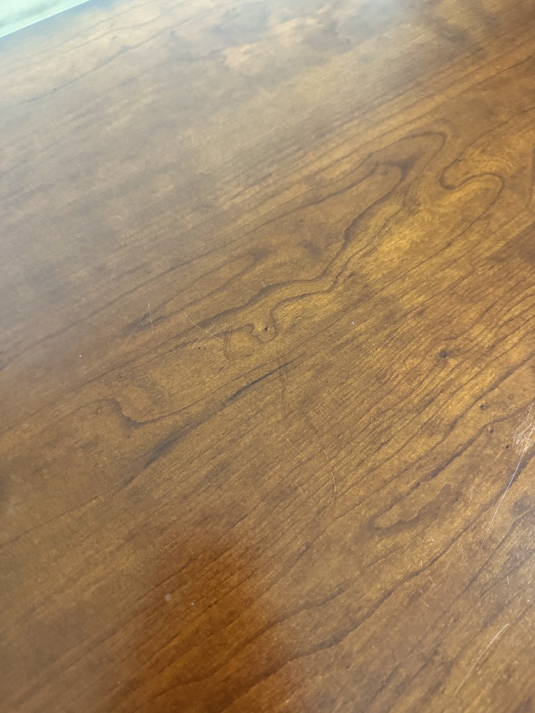 Riverside Furniture Traditional Petite Executive Desk Riverside Furniture Traditional Petite Executive Desk