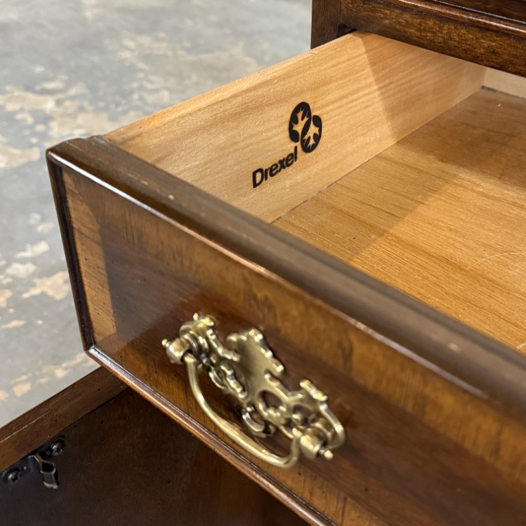 Pair of Drexel 18th Century Collection Nightstands Pair of Drexel 18th Century Collection Nightstands