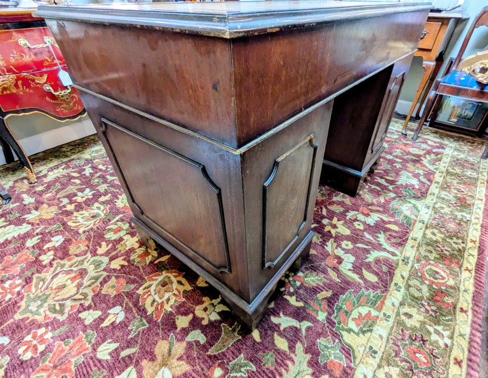 Antique English Mahogany Leather Top Desk Antique English Mahogany Leather Top Desk