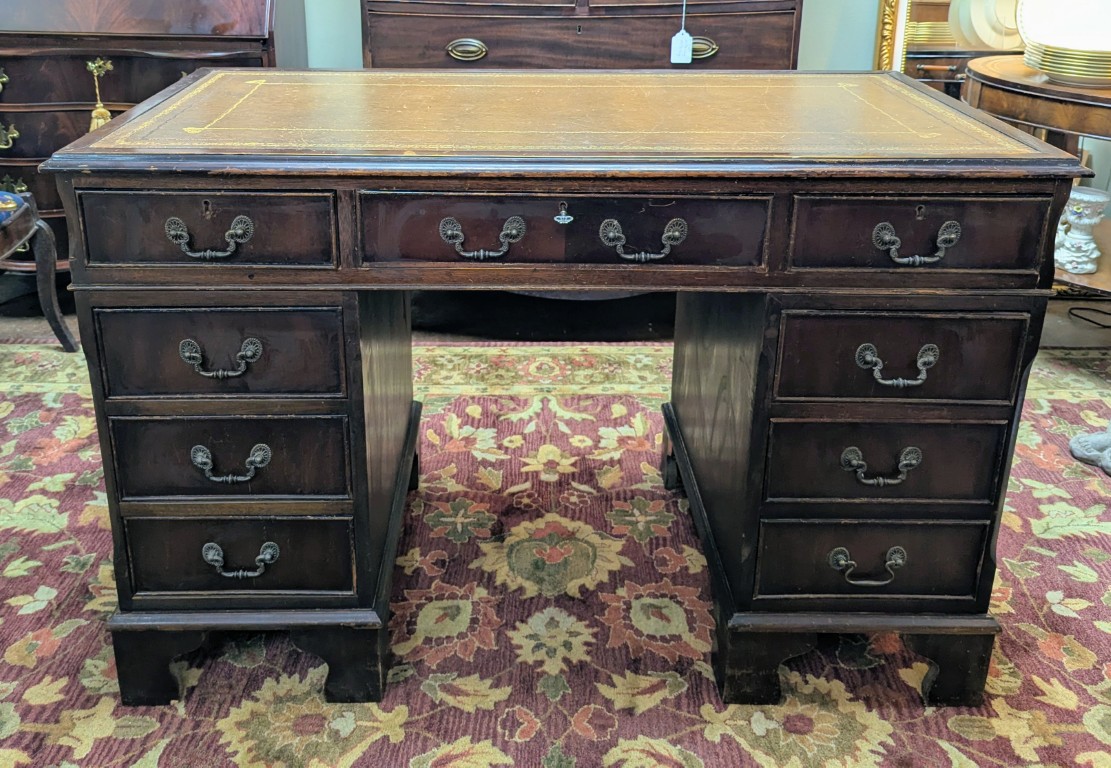 Antique English Mahogany Leather Top Desk Antique English Mahogany Leather Top Desk