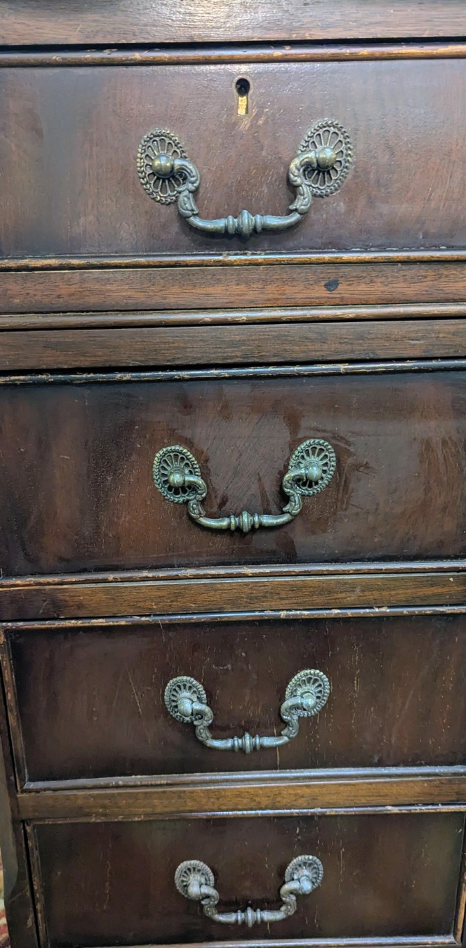 Antique English Mahogany Leather Top Desk Antique English Mahogany Leather Top Desk