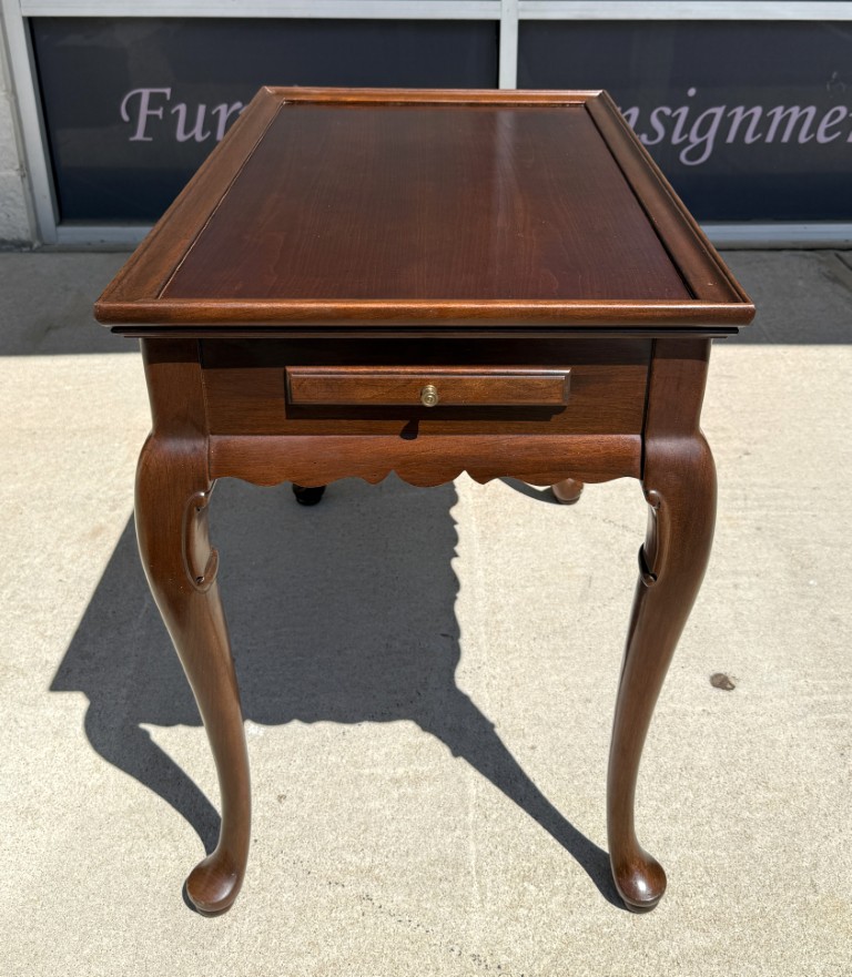 Ethan Allen Solid Cherry Queen Anne Tea Table Ethan Allen Solid Cherry Queen Anne Tea Table